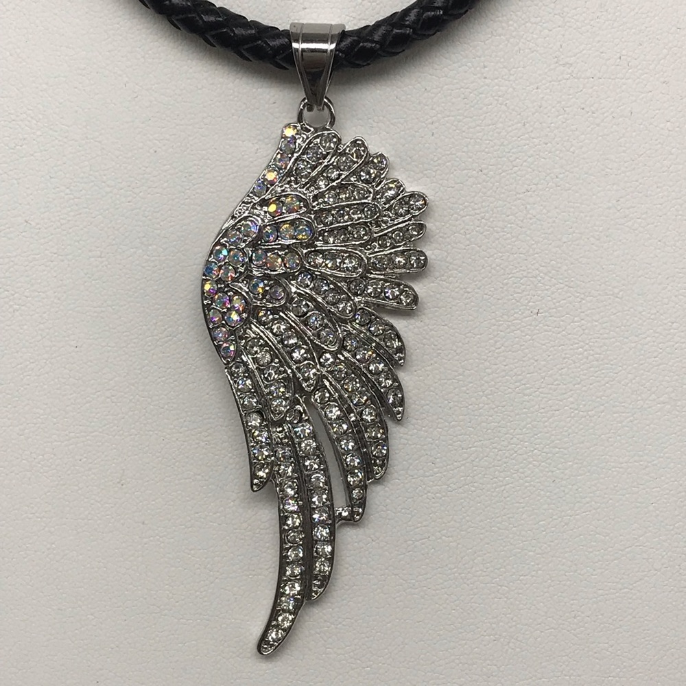 Lucky feather pendant & Leather choke Necklace